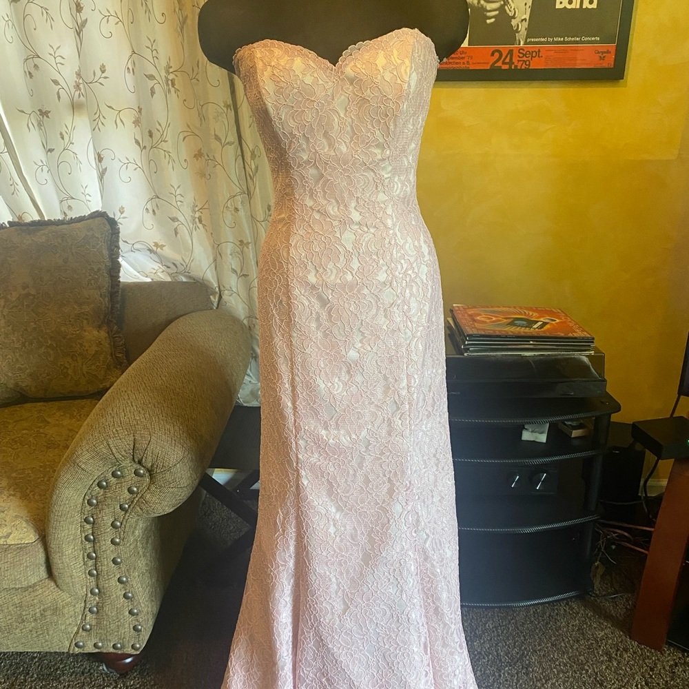 Mackenzie Michaels Formal. Size 10. NWOT